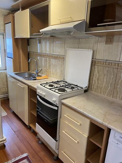 Apartament cu 2 camere decomandat în Sârbi