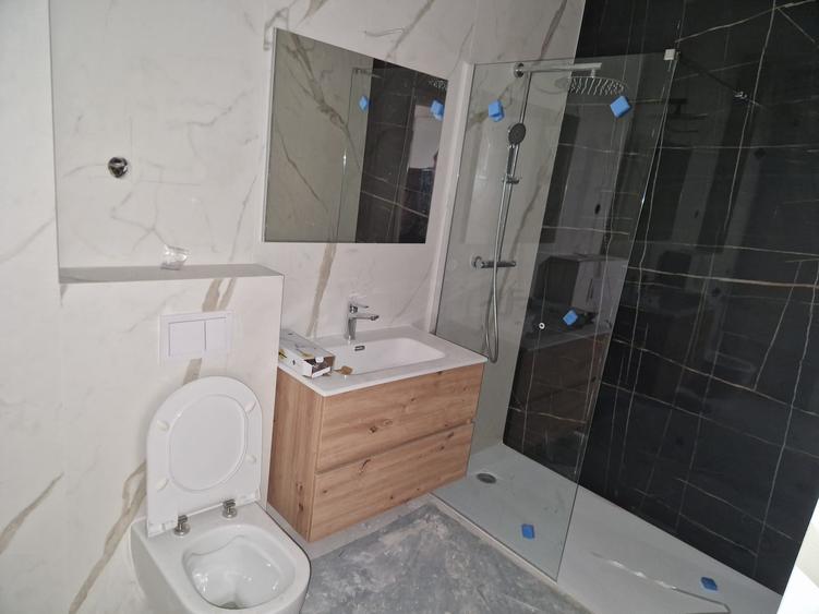 Apartament cu 2 camere semidecomandat în Dâmbul Rotund