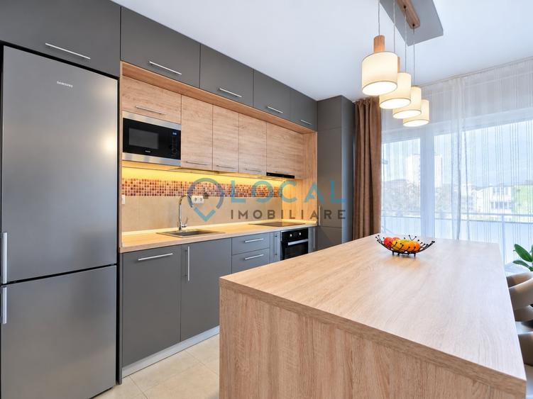 Apartament cu 2 camere semidecomandat, mobilat în Central