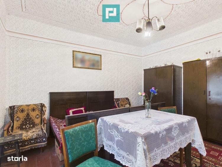 Casă cu 4 camere cu Teren 4065 Mp în Dorobanți