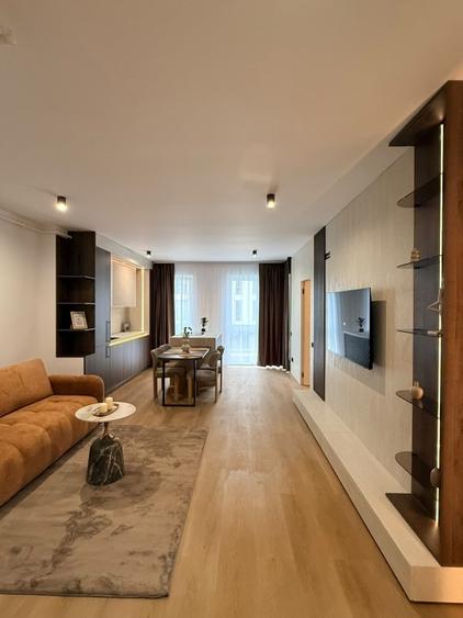 Apartament cu 2 camere semidecomandat în Florești