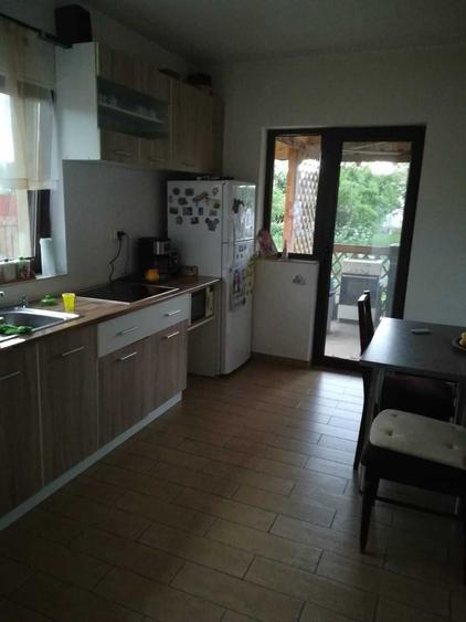Casă cu 4 camere cu Teren 140 Mp în Someșeni