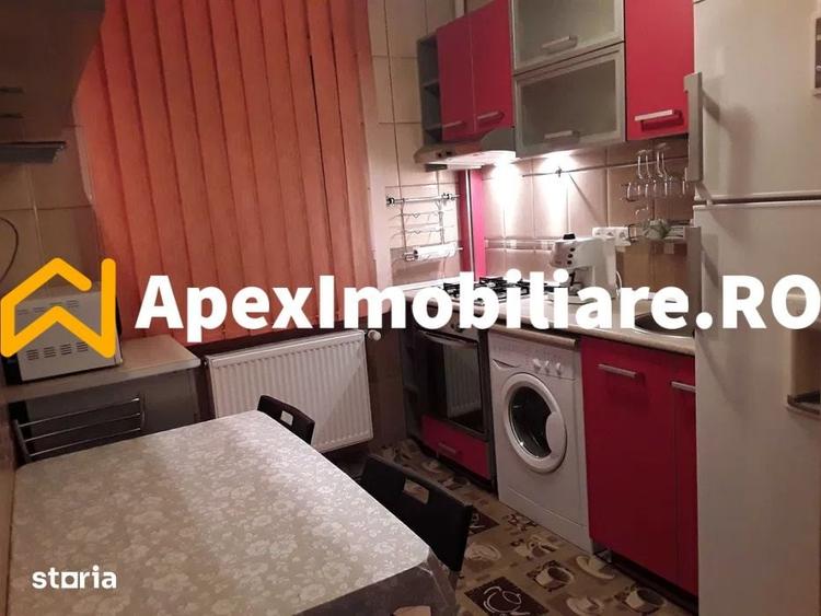 Apartament cu 2 camere decomandat în P-ța Unirii