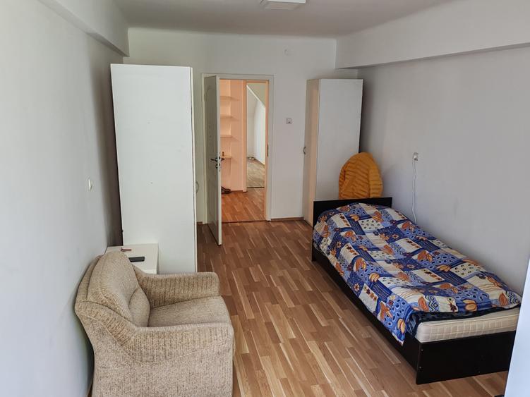 Apartament cu 3 camere decomandat în Ultracentral