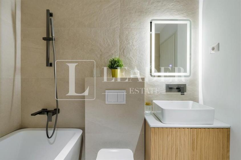 Duplex cu 5 camere cu Canalizare în Pipera