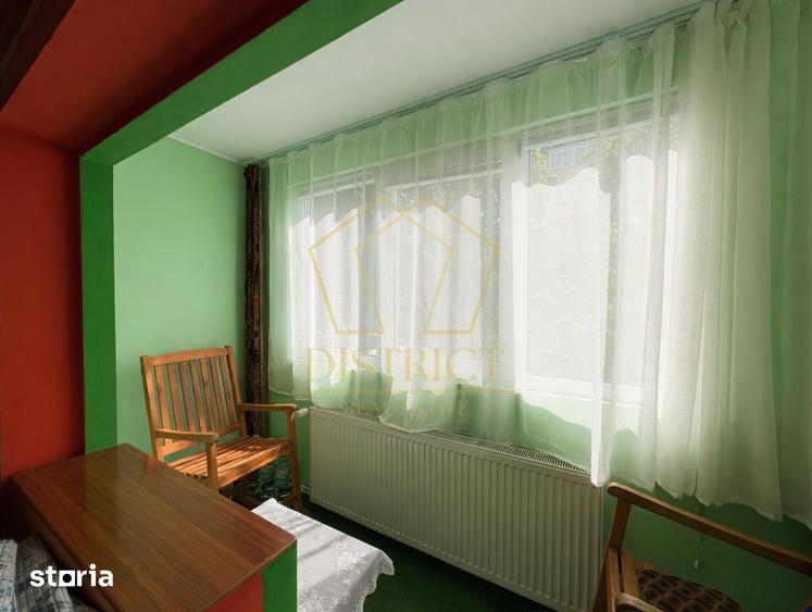 Apartament cu 3 camere, mobilat în Soarelui