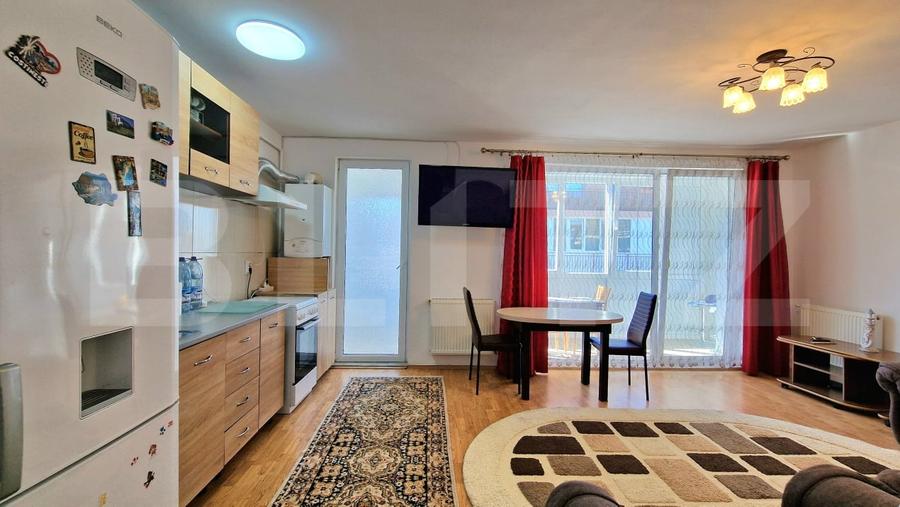 Apartament cu 2 camere semidecomandat, mobilat în Florești