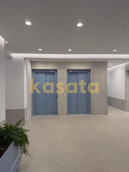 Spațiu comercial, de 64.580001831055 mp, în Barbu Văcărescu