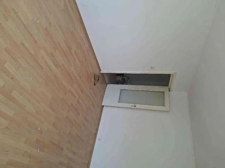 Apartament cu 3 camere decomandat în Rogerius