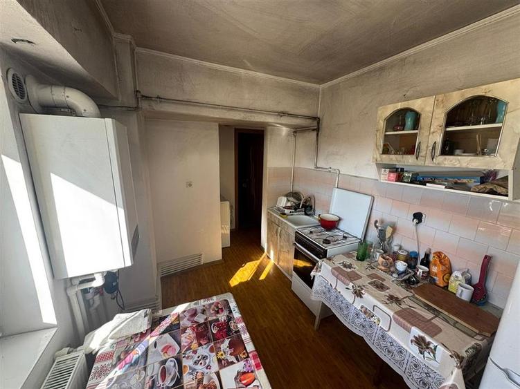 Apartament cu 2 camere decomandat în Vest