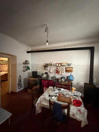 Casă cu 3 camere cu Teren 619 Mp în Central