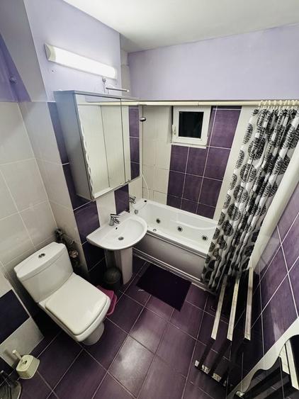 Apartament cu 3 camere decomandat în Dragoș Vodă