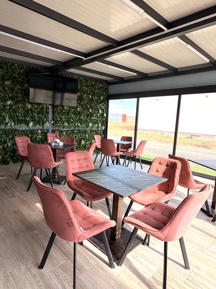 Apartament cu 2 camere decomandat în Giarmata