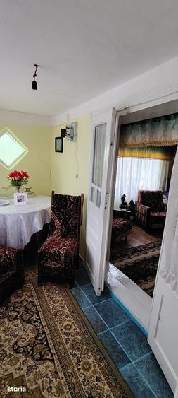 Casă cu 3 camere cu Teren 1000 Mp în Central