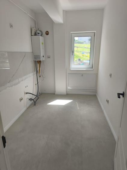 Apartament cu 2 camere semidecomandat în Vișani