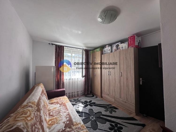 Apartament cu 2 camere decomandat, mobilat în Mărăței