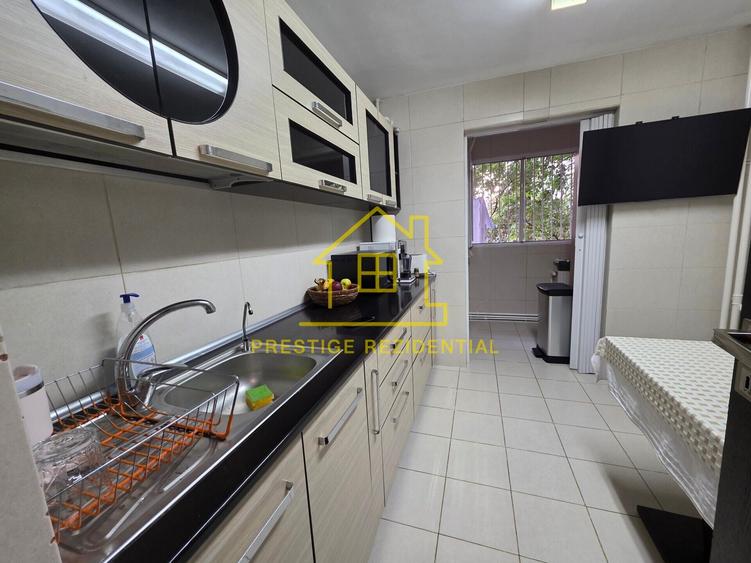Apartament cu 3 camere decomandat, mobilat în Dristor