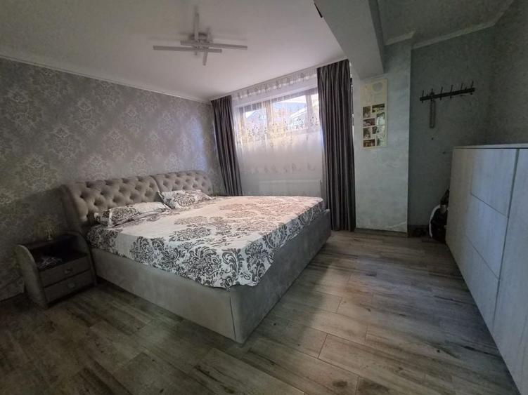 Apartament cu 2 camere decomandat în Tei