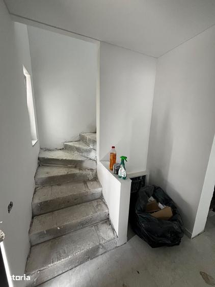 Casă cu 4 camere cu Teren 220 Mp în Chiajna