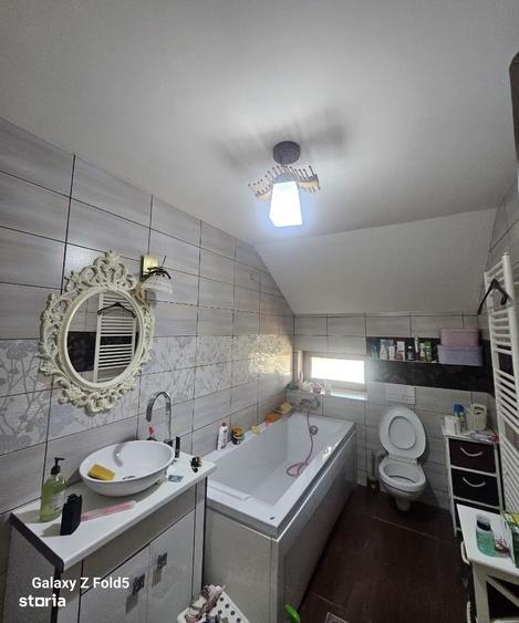 Casă cu 4 camere în Cihei