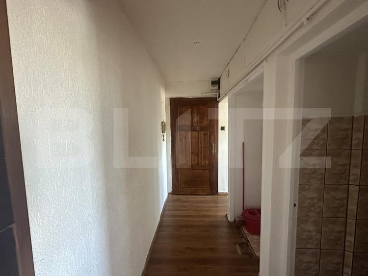 Apartament cu 2 camere semidecomandat în 14 Mai