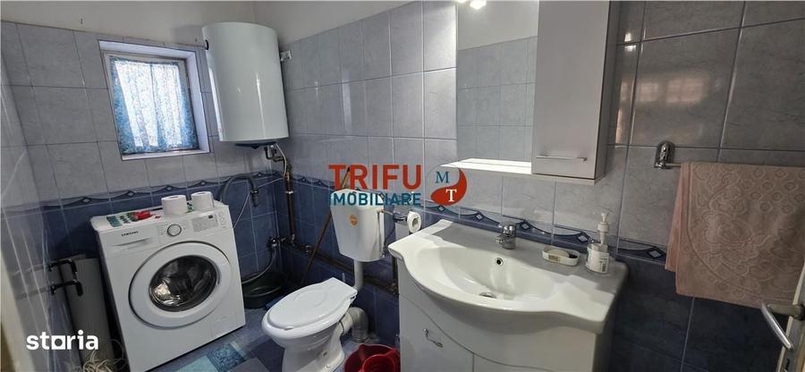 Casă cu 3 camere în Cricău