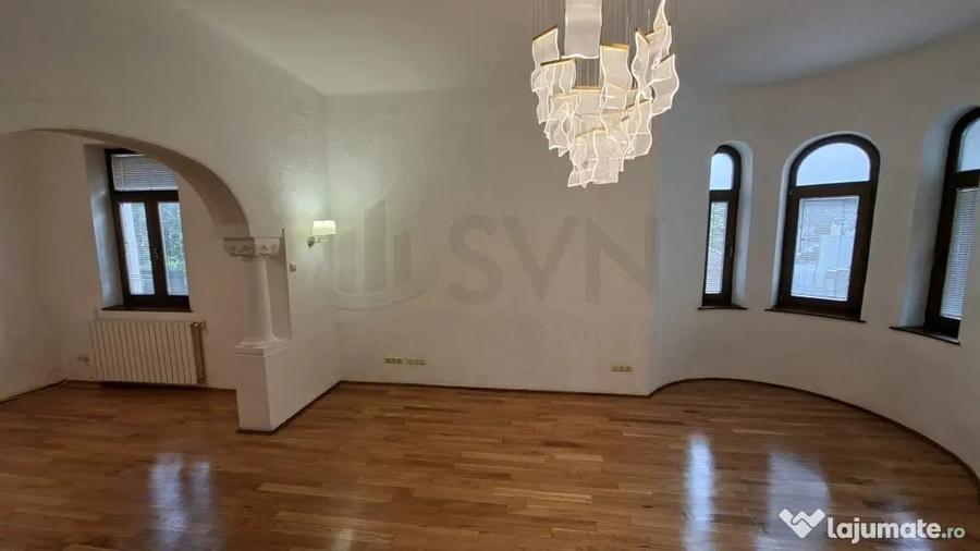 Casă cu 16 camere cu Teren 500 Mp în Pache Protopopescu