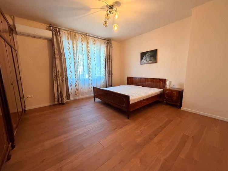 Apartament cu 2 camere decomandat în Centrul Istoric