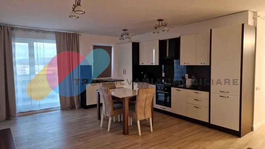 Apartament cu 2 camere semidecomandat în Sânnicoară