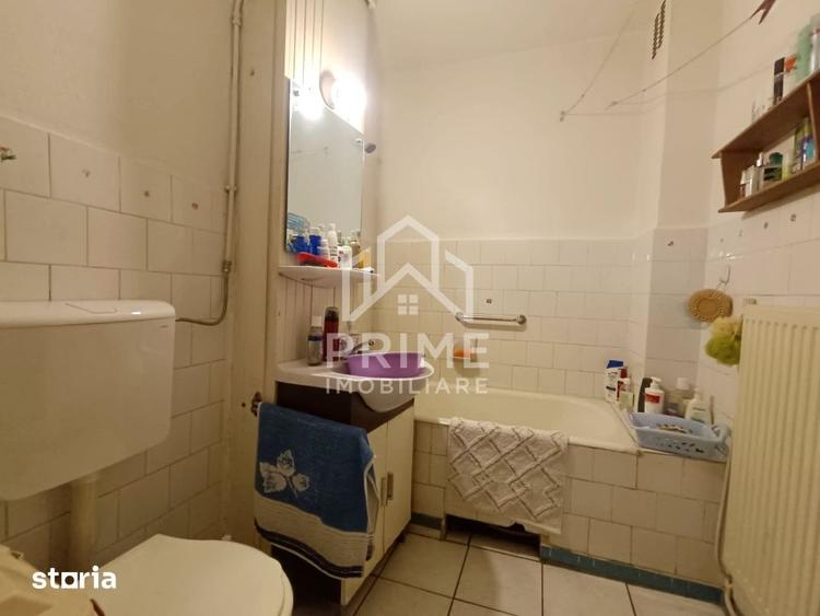 Apartament cu 4 camere decomandat în Central