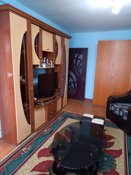 Garsonieră decomandată în Micro 9