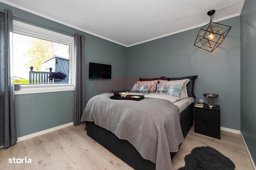 Apartament cu 4 camere decomandat în Metalurgiei