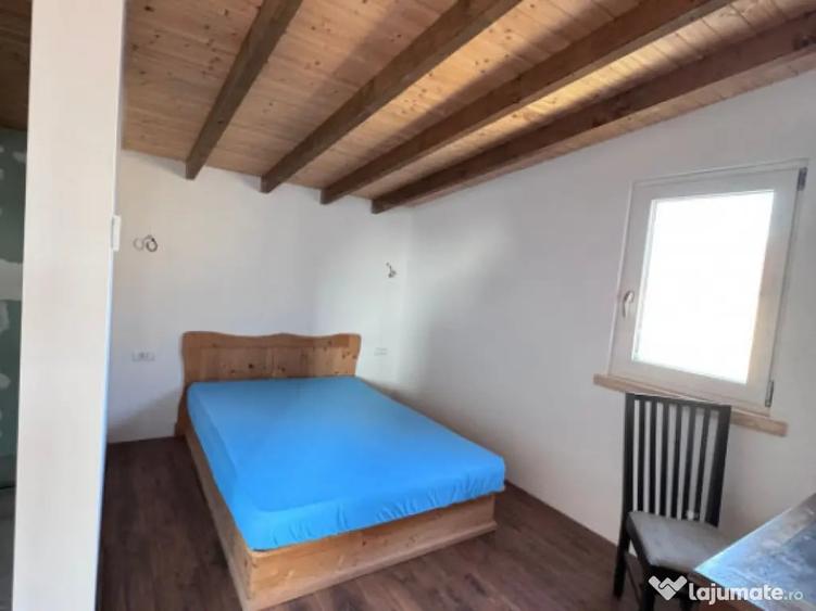 Casă cu 4 camere cu Teren 280 Mp în Central