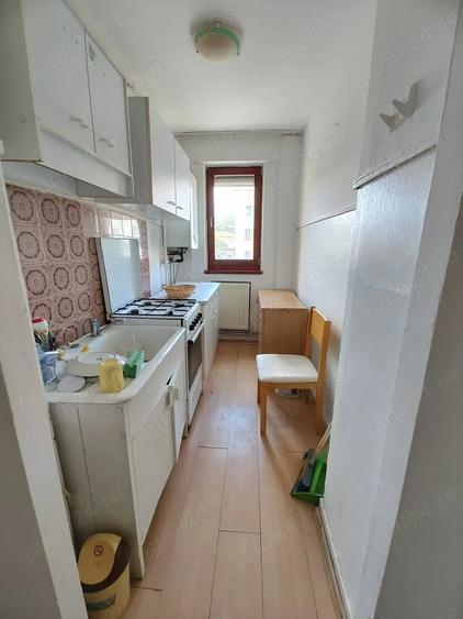 Apartament cu 2 camere decomandat în Micro 15