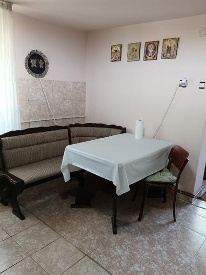 Casă individuală cu 3 camere cu Teren 6100 Mp în Micești
