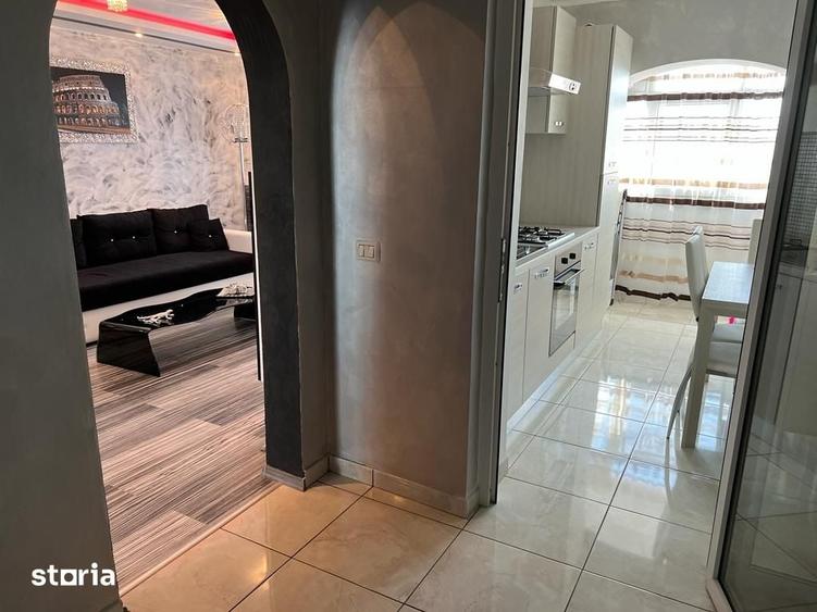 Apartament cu 2 camere semidecomandat în Micro 6