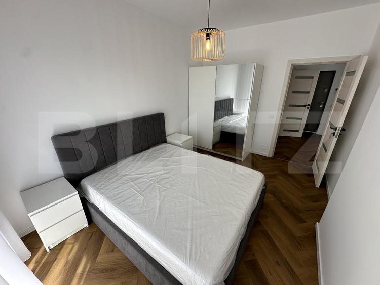 Apartament cu 3 camere decomandat, mobilat în Florești