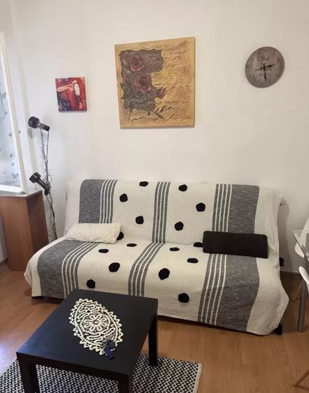 Apartament cu 2 camere decomandat, mobilat în Centrul Civic