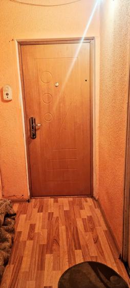 Apartament cu 4 camere decomandat în Sud