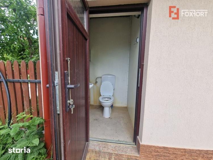 Casă cu 5 camere cu Teren 2543 Mp în Vest