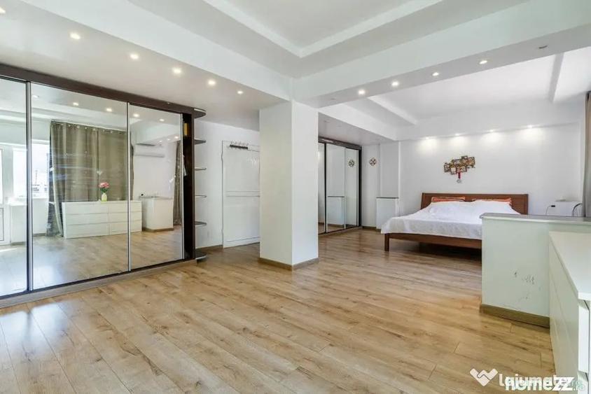 Casă cu 4 camere cu Teren 156 Mp în Apărătorii Patriei