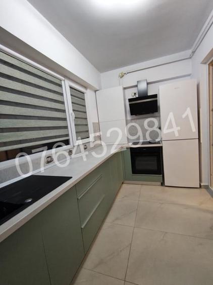 Apt. 2 cam. Central Address, bloc 2022 zona 13 Septembrie,Str. Nasaud - 14