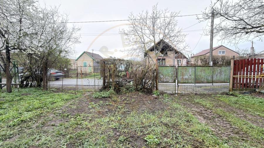 Casă individuală cu 3 camere cu Garaj în Carei