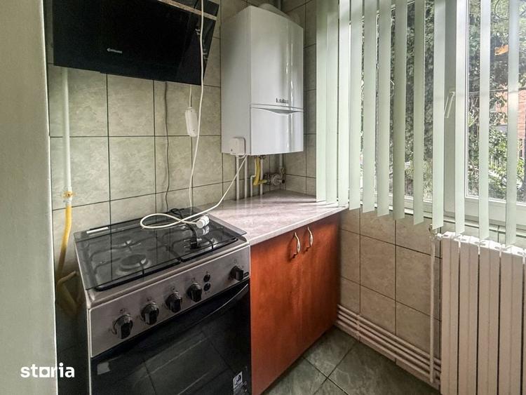Apartament cu 3 camere decomandat în Inel II