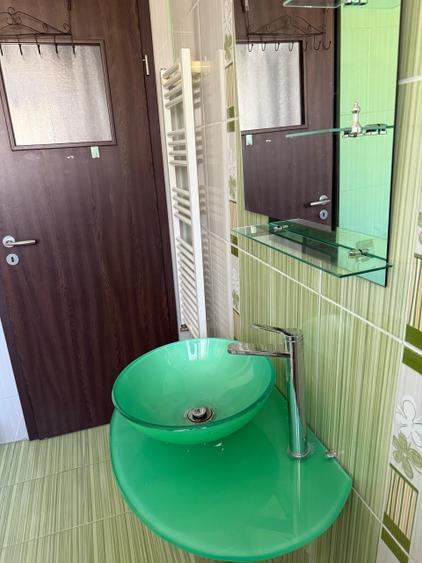 Apartament cu 2 camere decomandat în Berceni