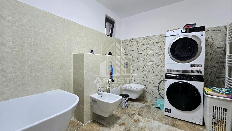 Casă individuală cu 4 camere cu Canalizare în Șag