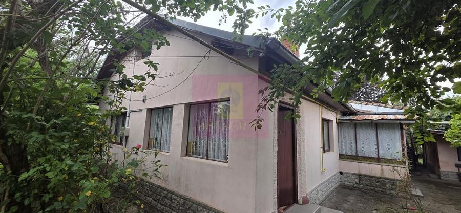 Casă individuală cu 5 camere cu Canalizare în Voila