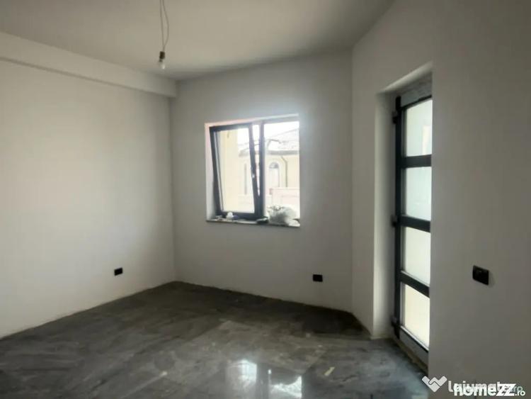 Casă cu 4 camere cu Teren 300 Mp în Central