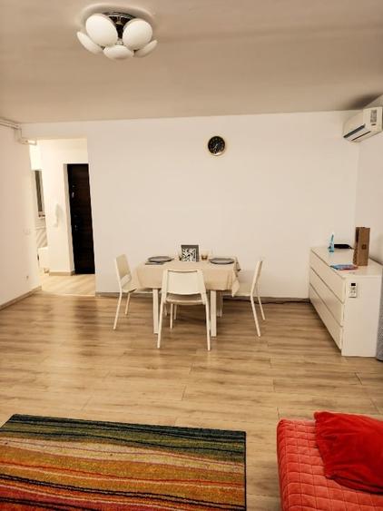 Apartament cu 3 camere decomandat, mobilat în Chitila