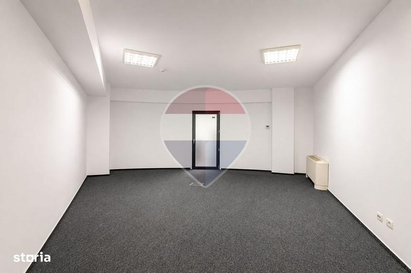 Spațiu comercial, de 245 mp, în Baba Novac